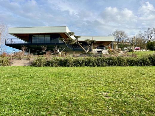 Luxury home in Laplume, Lot-et-Garonne