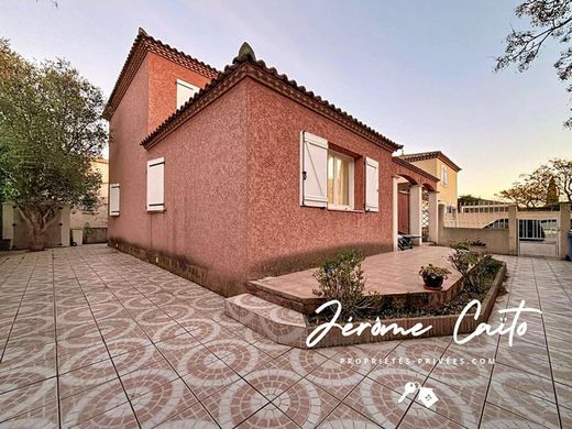 Villa in Le Grau-du-Roi, Gard