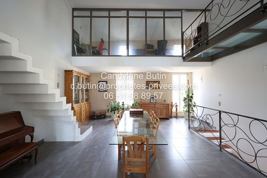 Luxe woning in Puisserguier, Hérault