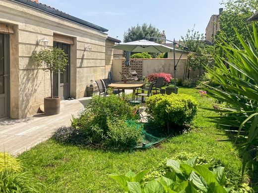 Luxury home in Bordeaux, Gironde