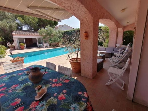 Luxury home in Saint-Cyr-sur-Mer, Var