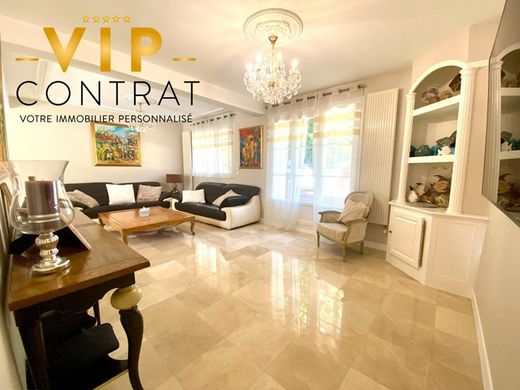 Villa Montmorency, Val d'Oise