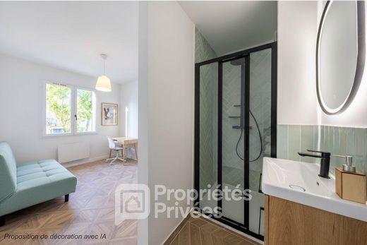 Luxury home in Orsay, Essonne