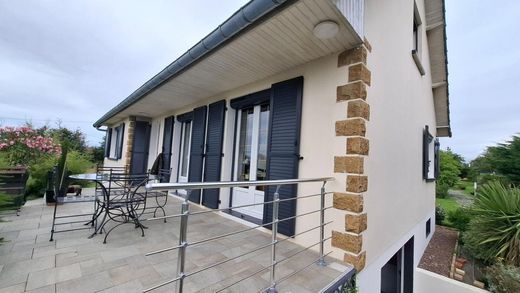 Luxury home in Saint-Pair-sur-Mer, Manche