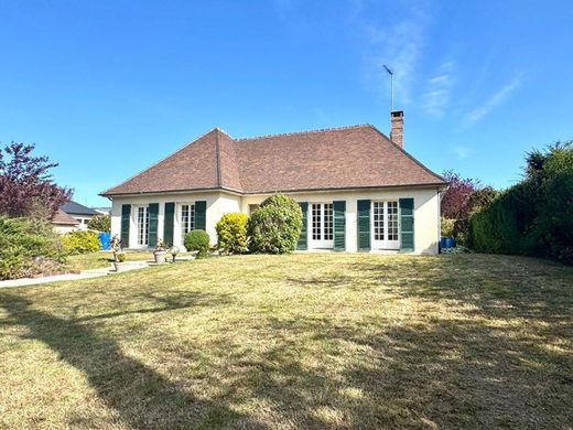 Luxury home in Crépy-en-Valois, Oise