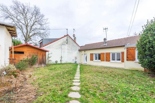 Элитный дом, Houilles, Yvelines