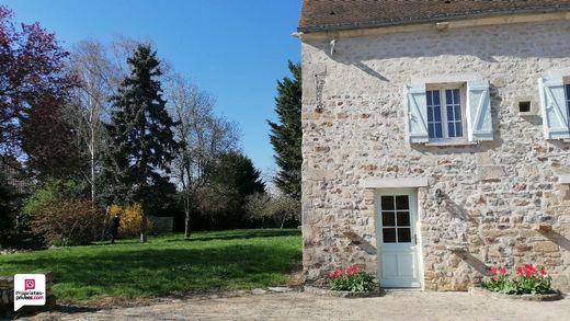 Casa di lusso a Le Bellay-en-Vexin, Val d'Oise
