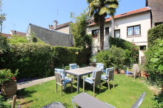 Casa di lusso a Villepreux, Yvelines