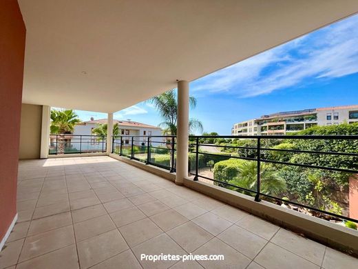 Apartment in Saint-Raphaël, Var