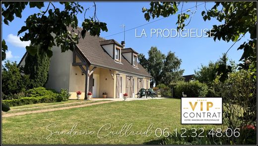 Luxury home in Gambais, Yvelines