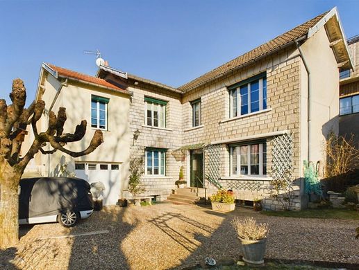 Casa di lusso a Poitiers, Vienne