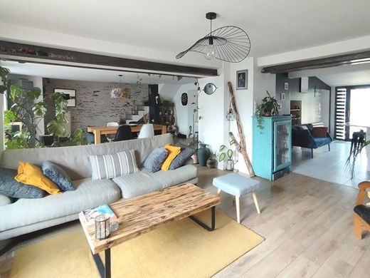 Luksusowy dom w Le Cellier, Loire-Atlantique