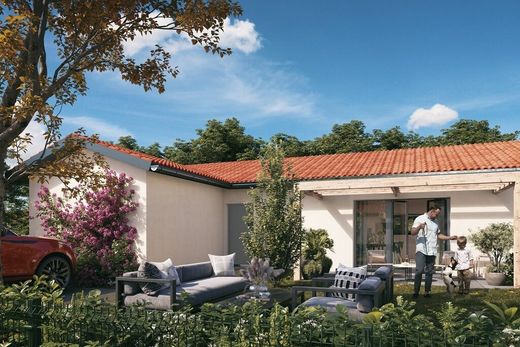 Luxury home in Toussieu, Rhône