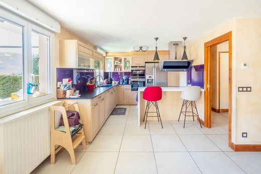Apartment in Sallanches, Haute-Savoie