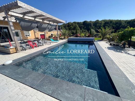 Luxury home in Montfort-le-Gesnois, Sarthe