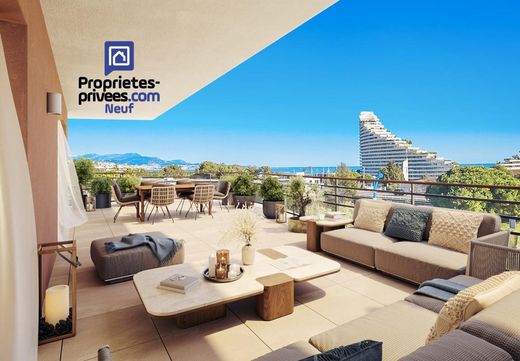 Apartment / Etagenwohnung in Villeneuve-Loubet, Alpes-Maritimes