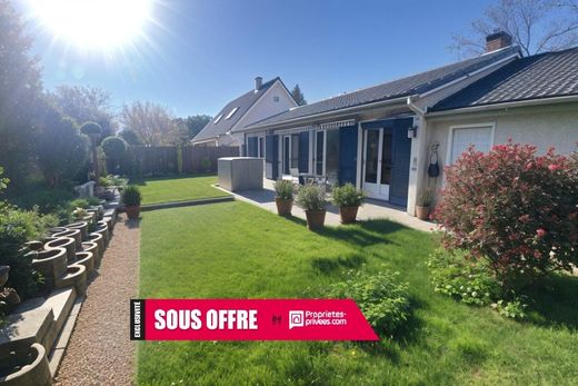 Casa di lusso a Croissy-Beaubourg, Seine-et-Marne