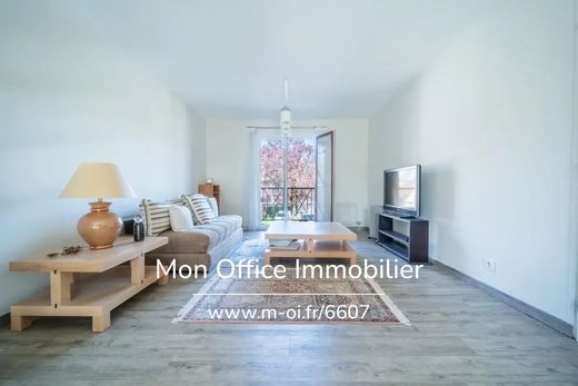 Piso / Apartamento en Épagny, Alta Saboya