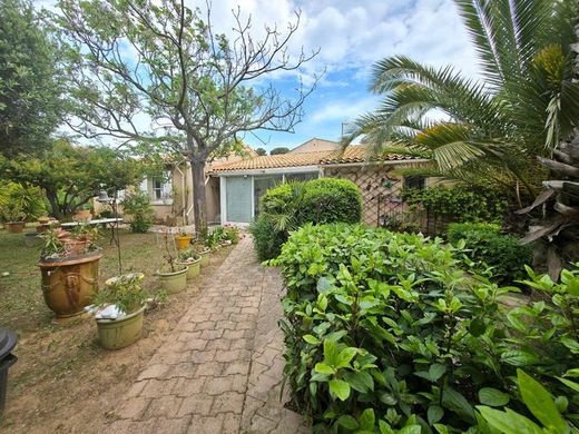 Luksusowy dom w Six-Fours-les-Plages, Var
