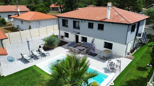 Maison de luxe à Biscarrosse, Landes