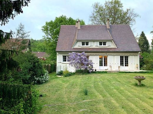 Luxury home in Gouvieux, Oise