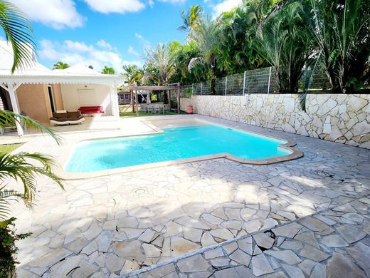 Luxury home in Baie Mahault, Guadeloupe