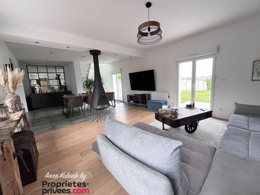 Luxury home in Vimy, Pas-de-Calais