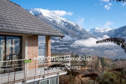 豪宅  Embrun, Hautes-Alpes