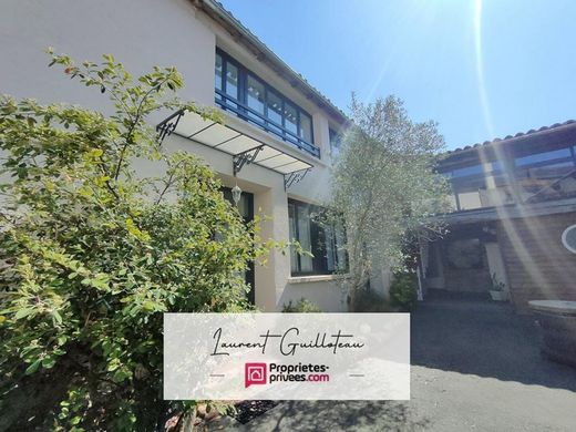 Luxury home in Mortagne-sur-Sèvre, Vendée
