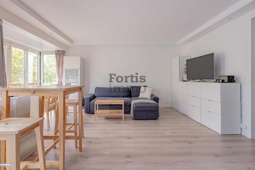 Apartment / Etagenwohnung in Bastille, République, Nation-Alexandre Dumas, Paris