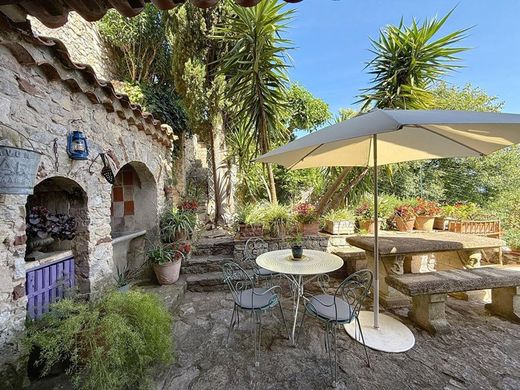 منزل ﻓﻲ Solliès-Ville, Var