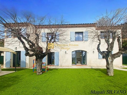 Luxury home in Grasse, Alpes-Maritimes