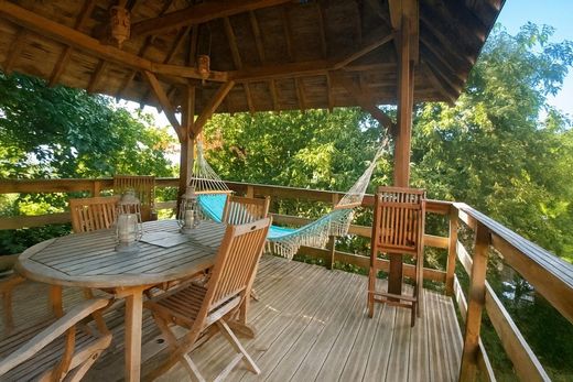 Villa en Soisy-sous-Montmorency, Valle de Oise