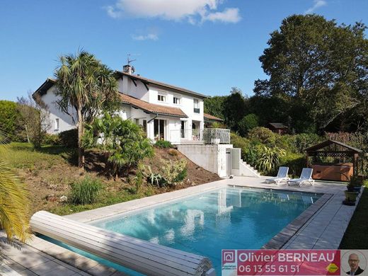 Villa Arcangues, Pyrénées-Atlantiques