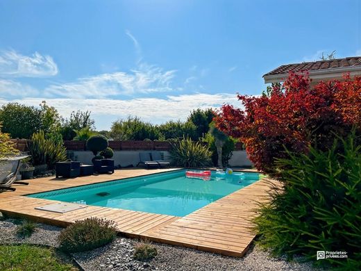 Lüks ev Ambarès-et-Lagrave, Gironde