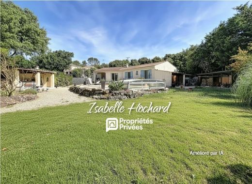 Luxury home in Sainte-Anastasie-sur-Issole, Var