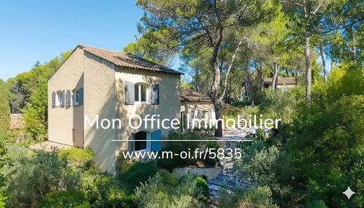 Luxury home in Ventabren, Bouches-du-Rhône