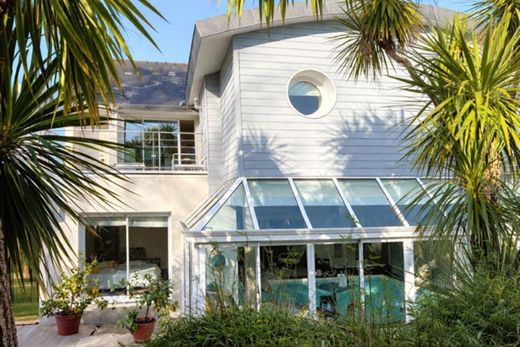 Luxury home in La Forêt-Fouesnant, Finistère