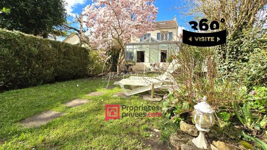 Luxe woning in Viry-Châtillon, Essonne