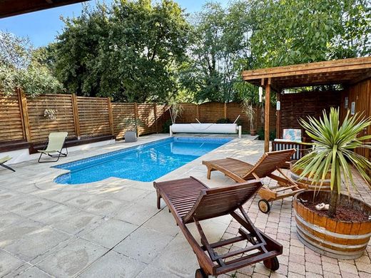 Lüks ev Chassieu, Rhône