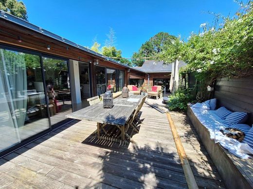 Luxury home in Orvault, Loire-Atlantique