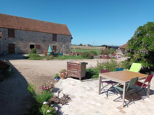 Элитный дом, Bonnée, Loiret