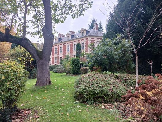 Villa in Chantilly, Oise