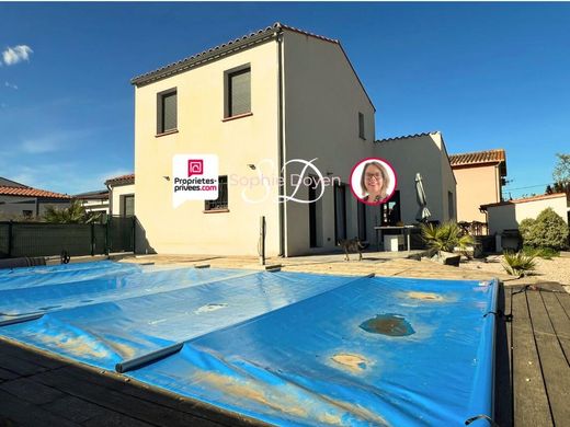 Luxury home in Palau-del-Vidre, Pyrénées-Orientales