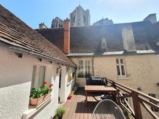Mansión en Bourges, Cher