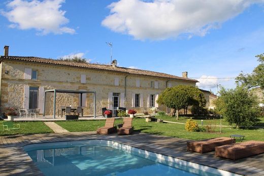 Вилла, Sainte-Colombe, Gironde