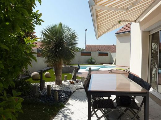 Maison de luxe à Cholet, Maine-et-Loire