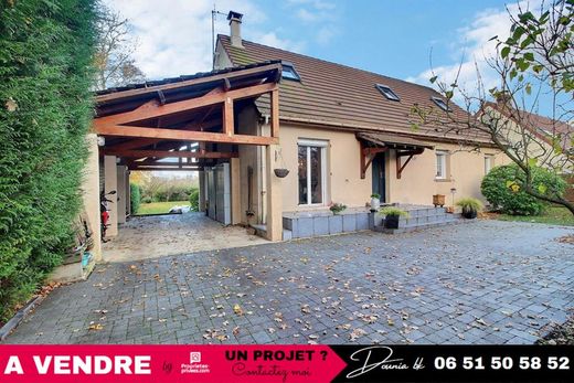 Luxury home in Senlis, Oise