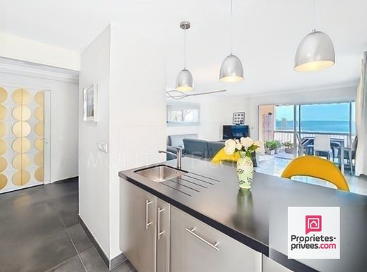 Apartment in Saint-Raphaël, Var