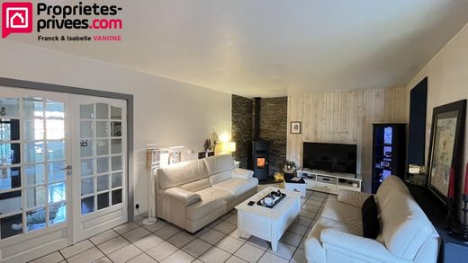 Элитный дом, Pérenchies, North